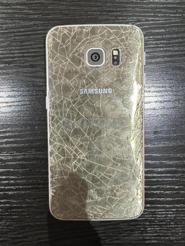 Samsung Galaxy S6 Edge - 2