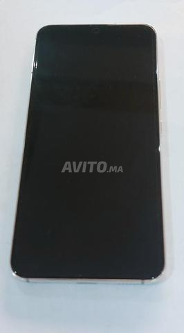 SAMSUNG S22