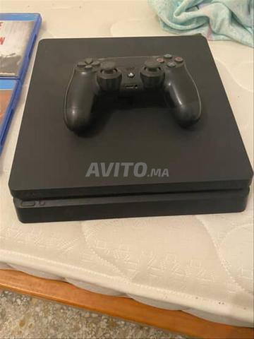 PS4 Slim 500Go occasion, manettes et 2 jeux - 2