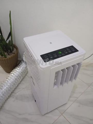 Climatiseur mobile 9000btu presque neuf - 2