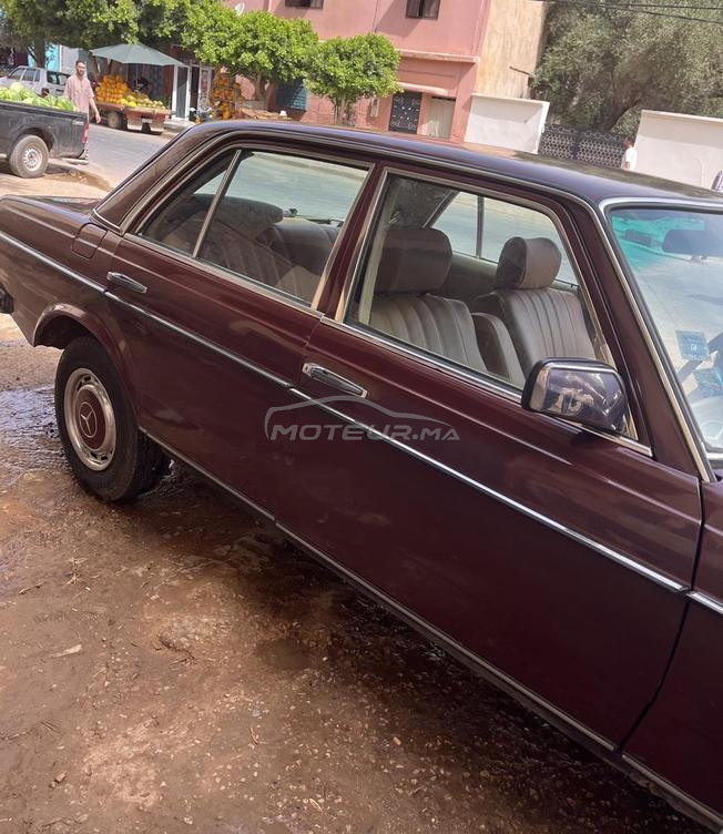     Mercedes 240 à vendre