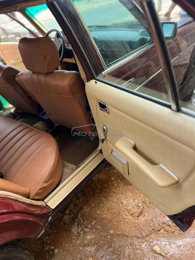     Mercedes 240 à vendre