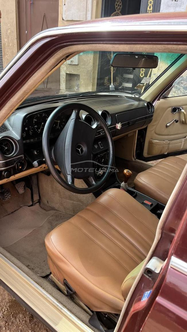     Mercedes 240 à vendre