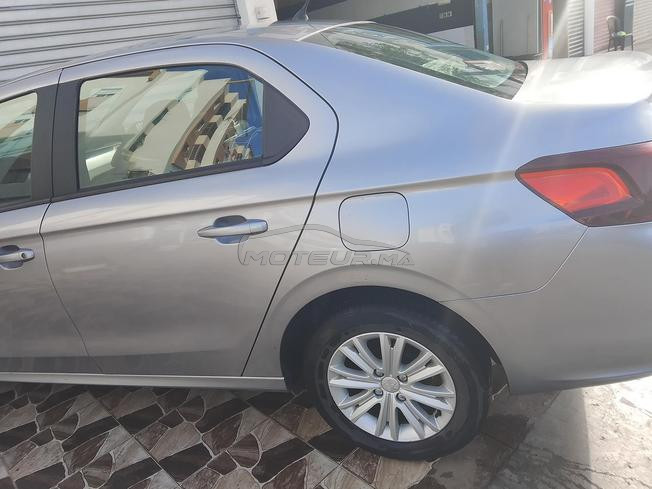 Peugeot 301 n9ia li intéressé marhba 
