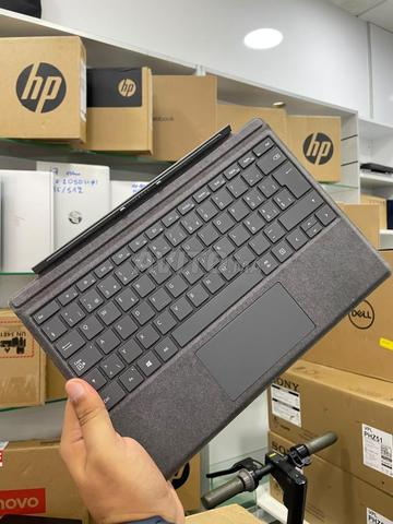 Surface Pro 7 - 2