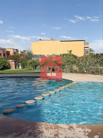 Appartement meublé avec balcon et piscine😍 à 9 minutes de Gueliz