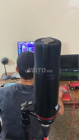 ميكروفون سكارليت - 2