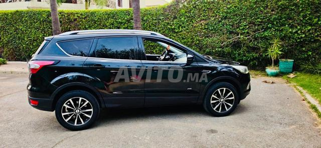 Ford Kuga 2L Diesel Automatique 2018 à Salé
