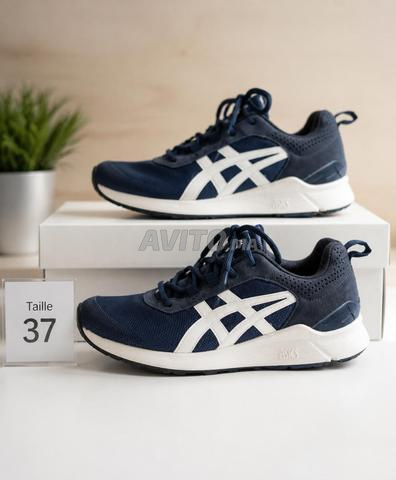 Baskets ASICS Homme – Taille 37 – Très bon état