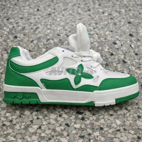 Chaussures Louis Vuitton LV en vente. - 2