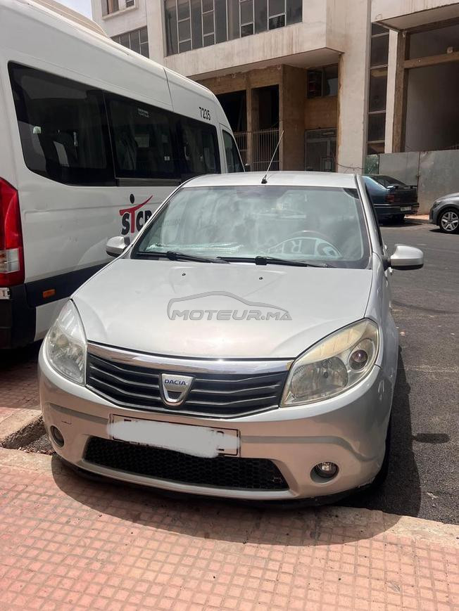 DACIA SANDERO DIESEL 2011