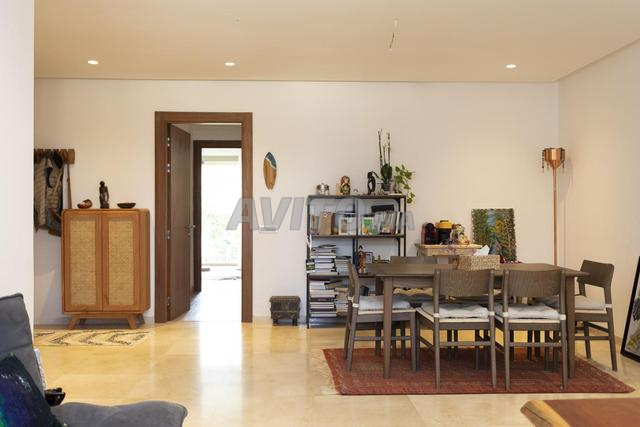 Appartement à louer 98 m² à Rabat - 2