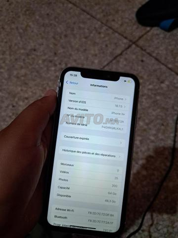 iPhone xr 64gb - 2
