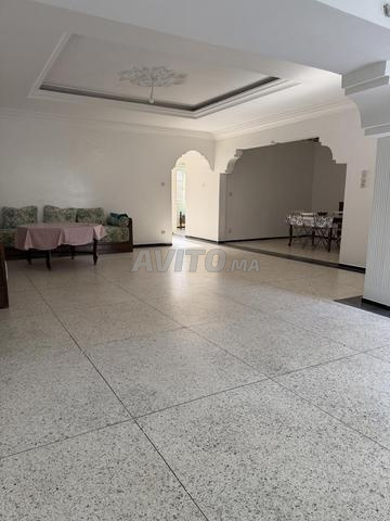 À vendre bungalow sur 2 niveaux à sidi bouzid