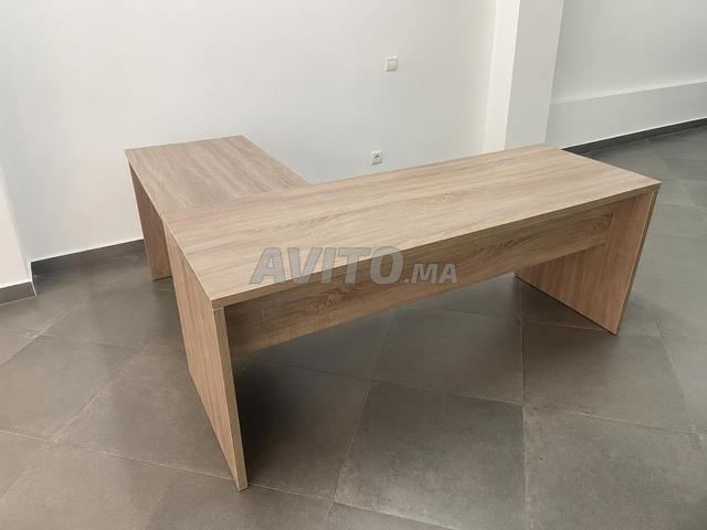 Bureau d’angle en L en bois clair – Très bon état