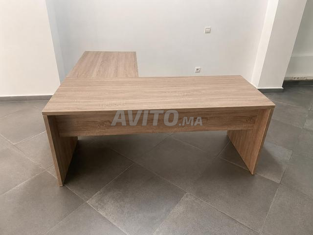 Bureau d’angle en L en bois clair – Très bon état - 2