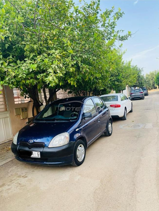 toyota yaris model 2000 essence