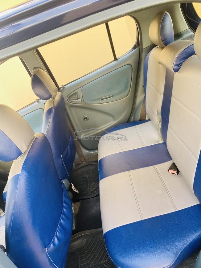 toyota yaris model 2000 essence