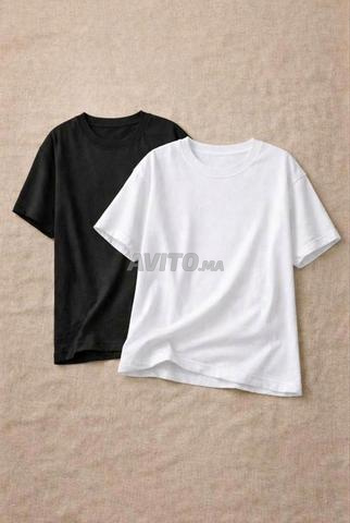 T-shirts noir et blanc 🖤🩶 - 2