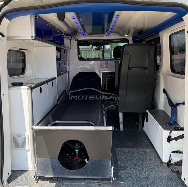 AMBULANCE RENAULT TRAFIC 2023