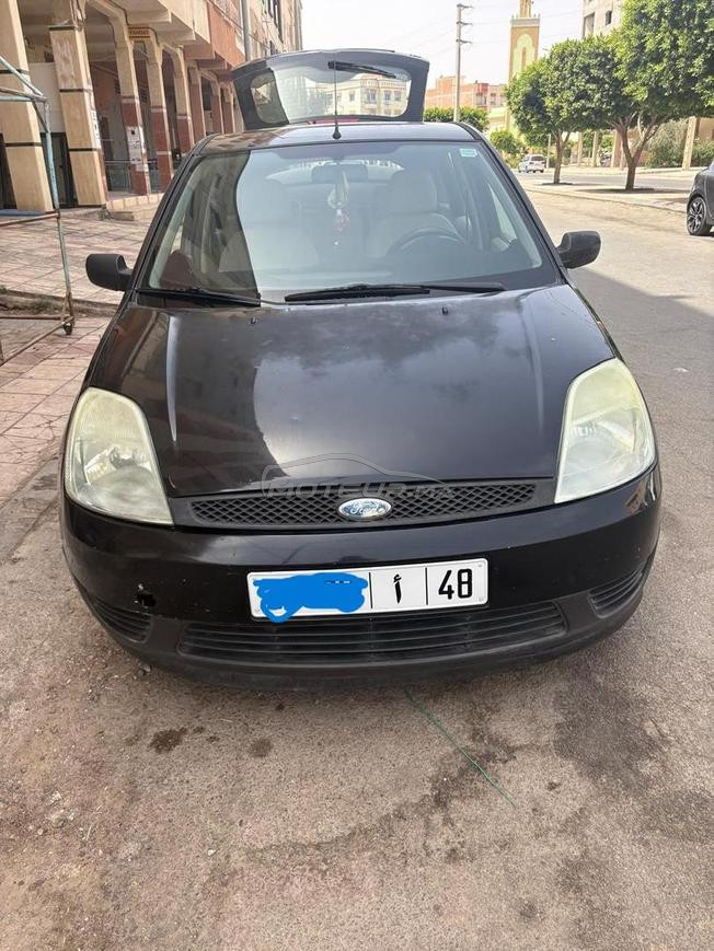 Ford Fiesta Essence Manuelle 2005 à Sidi Kacem
