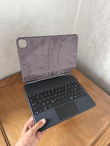 لوحة مفاتيح Belkin لجهاز iPad Pro M4/M5 مقاس 13 بوصة