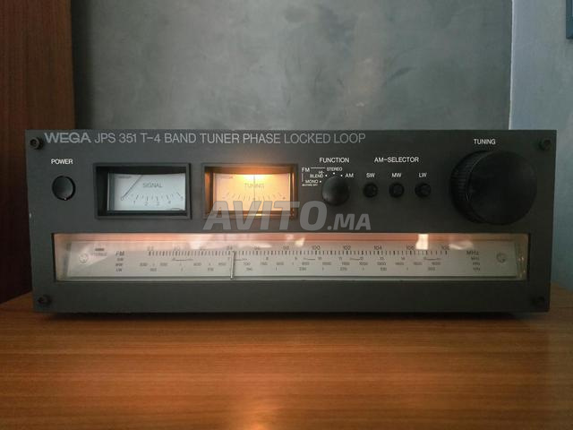 Tuner analogique vintage Wega JPS 351 T-4
