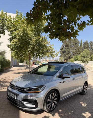 TOURAN R-LINE 2.0L ÉTAT NEUF - 2