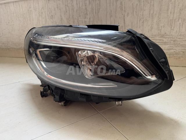 Phare droit Mercedes classe b w246 restylée