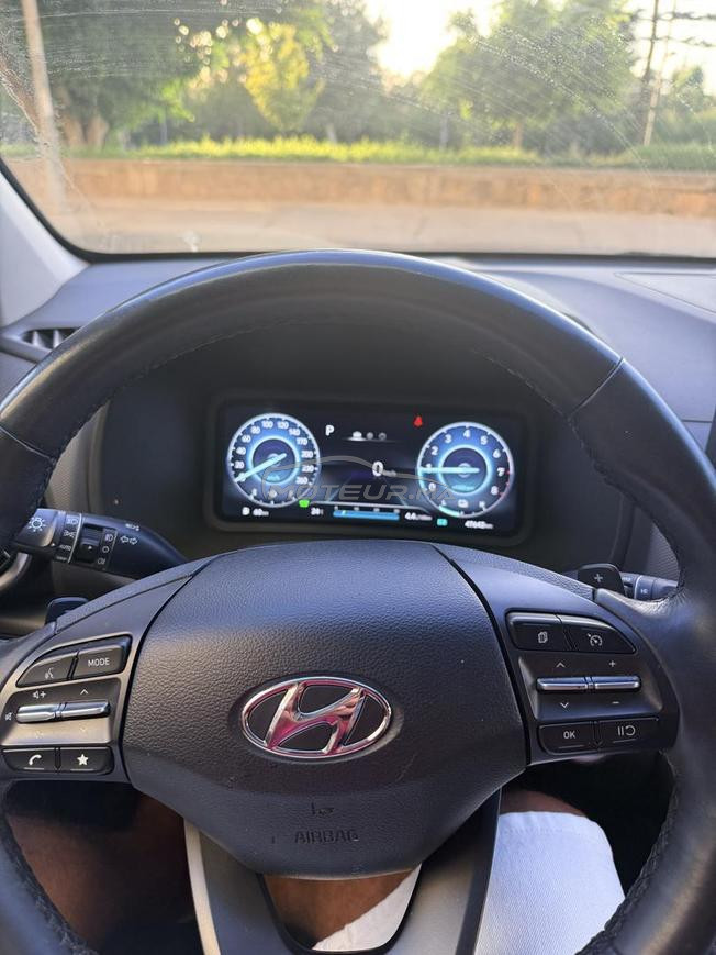 je mets en vente Hyundai Kona Hybride 