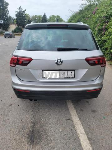 Volkswagen Tiguan Diesel Manuelle 2018 à Salé - 2