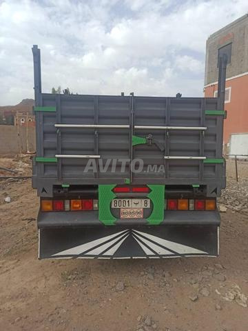 Isuzu NPR propre - 2