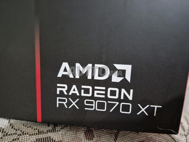 PowerColor Red Devil AMD Radeon RX 9070 XT 16 Go - 2