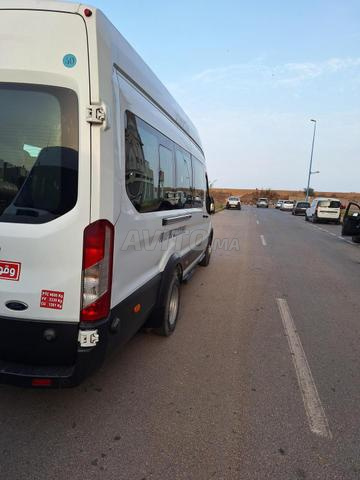 À vendre – Minibus Ford Diesel – Modèle 12/2022 - 2