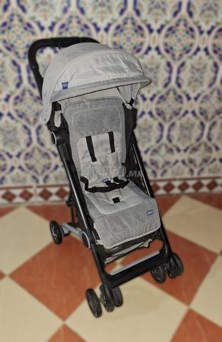 عربة أطفال شيكو فاليز من 0 إلى 4 سنوات