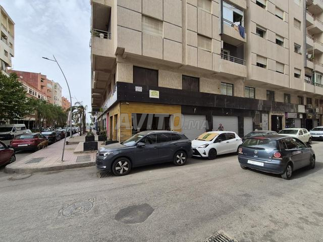 Bureau sur Facade - 2
