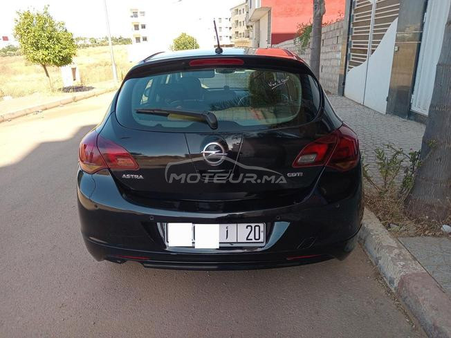 opel astra 2011
