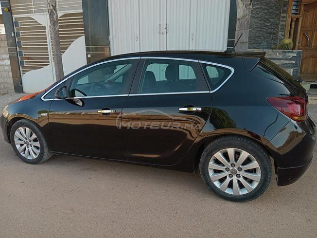 opel astra 2011