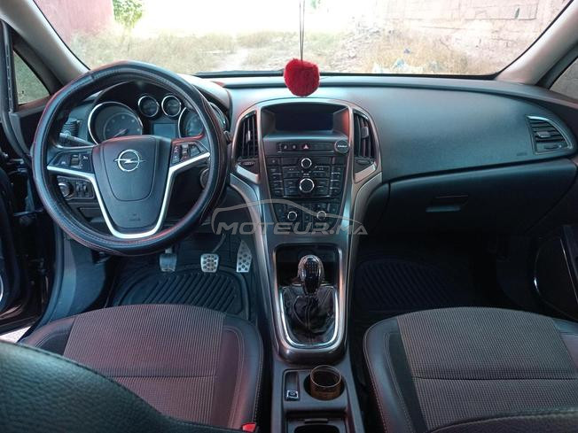 opel astra 2011