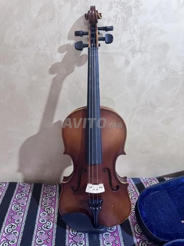 Violon à vendre 900 dirhams