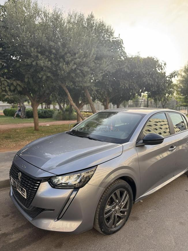 Peugeot 208 Diesel modèle fin 2022 excellent état