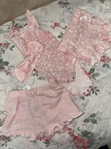 Ensemble bébé fille 4 pièces – Très bon état