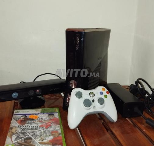 Xbox 360 slim flashé 250gb, manette originale