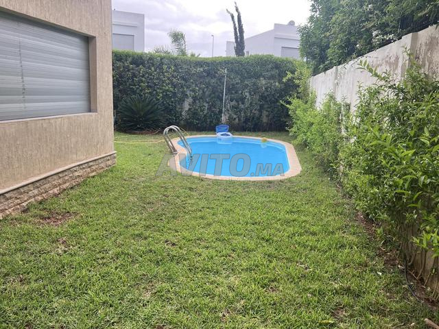 Villa à Dar Bouazza à louer