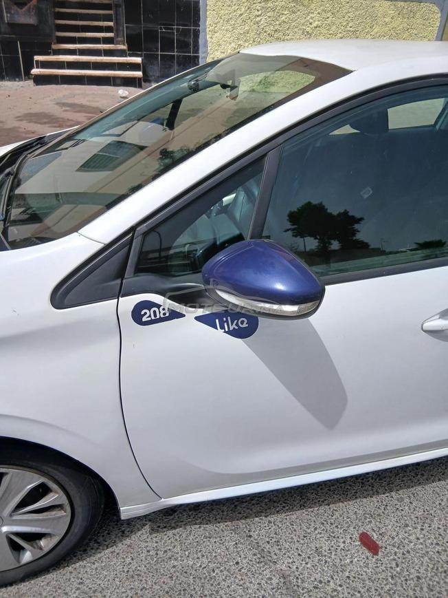 Peugeot 208 Diesel Manuelle 2016 à Casablanca