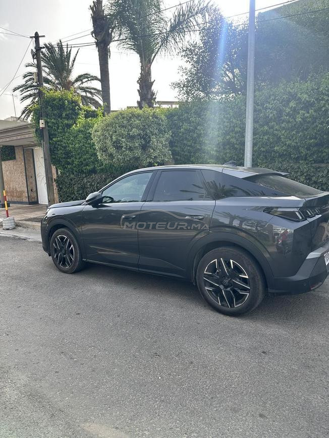 peugot 3008  toit ouvrant quasineuf