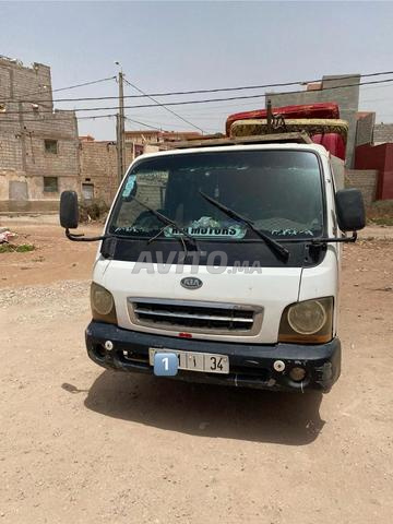 Camion Kia modèle 2002