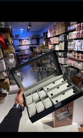 منظم الساعات والنظارات – أنيق وعملي - 2