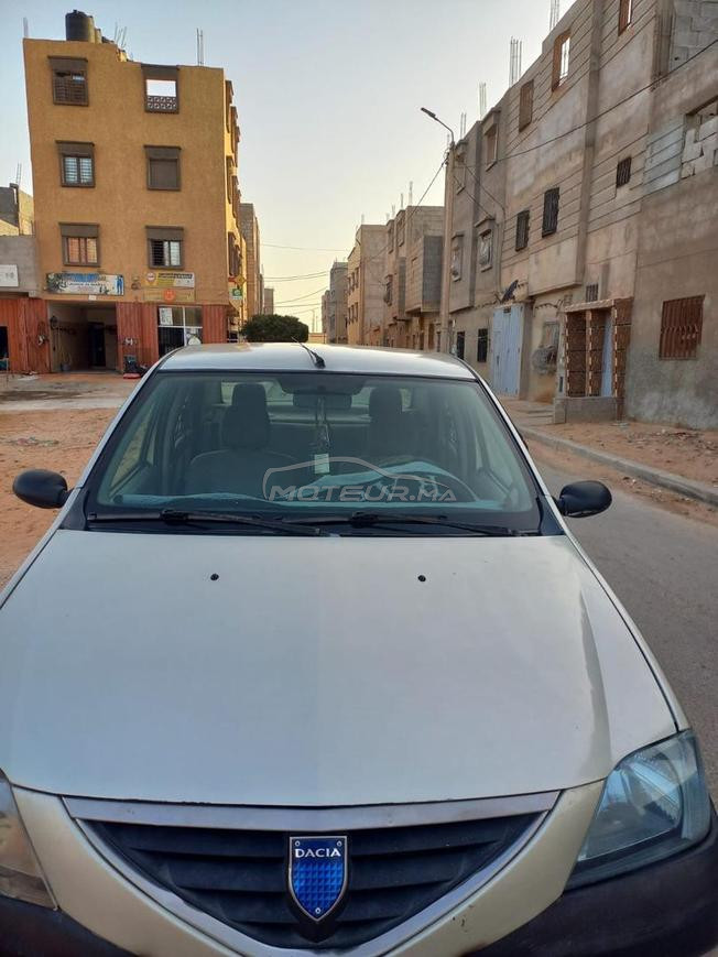 Dacia Logan Essence Manuelle 2007 à Laâyoune