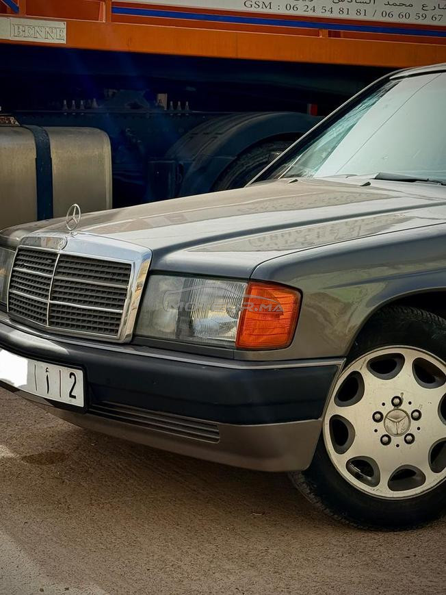 mercedes-190D